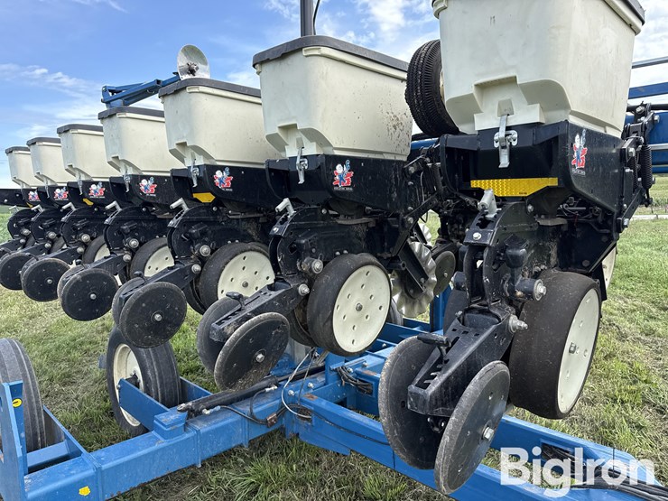 kinze-3500-image-18