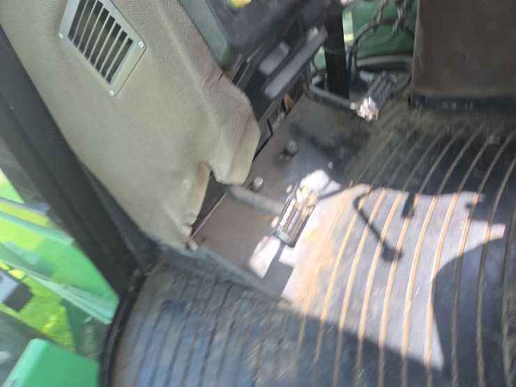 john-deere-8760-image-44