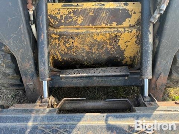 new-holland-lx885-turbo-image-10