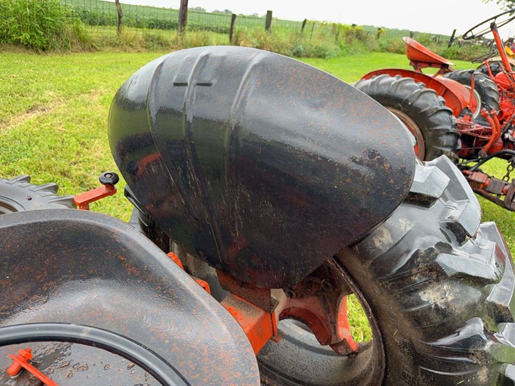 case-vac-parts-tractor-image-13