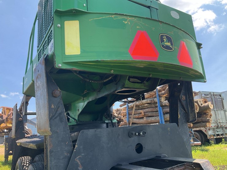 2013-deere-437d-image-46