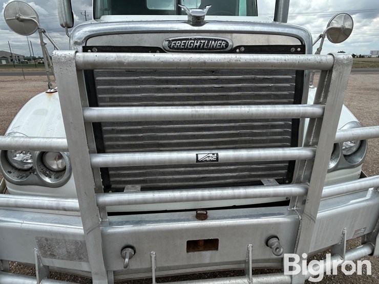 2017-freightliner-coronado-132-image-12