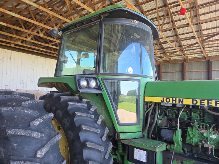 john-deere-4430-image-35