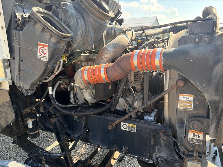 2019-kenworth-t270-image-8