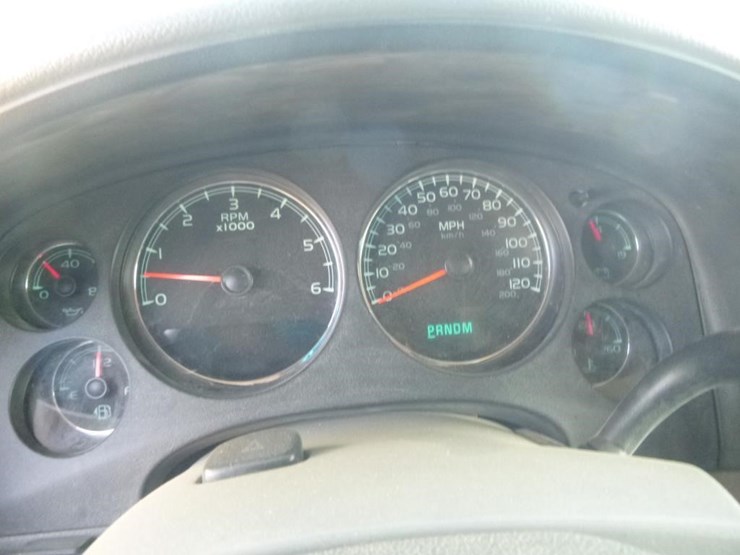 2009-chevrolet-tahoe-image-12