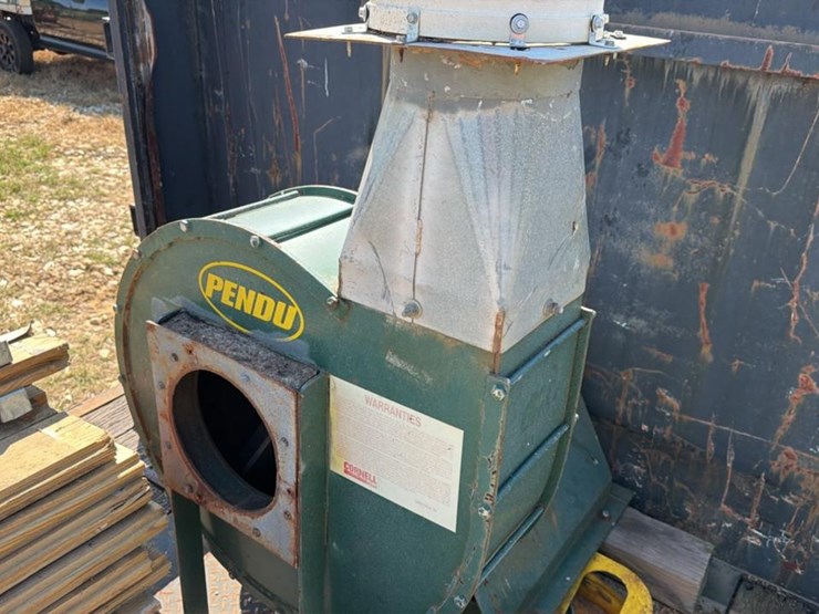 #677-•-pendu-dust-blower-image-1