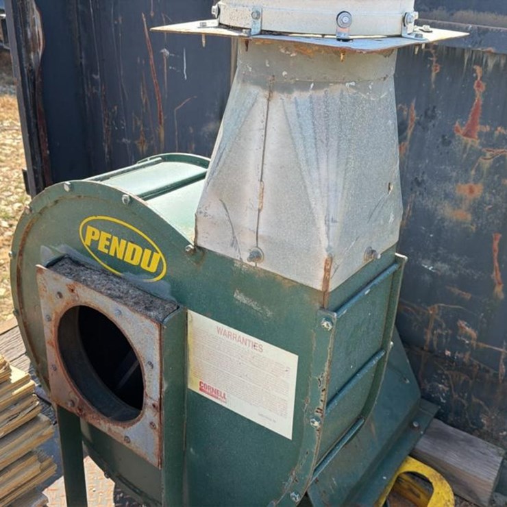 #677 • Pendu Dust Blower