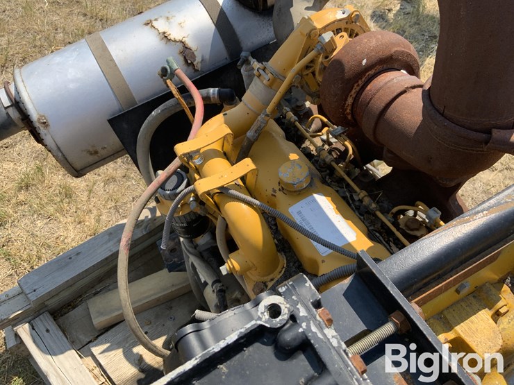 john-deere-300-image-13