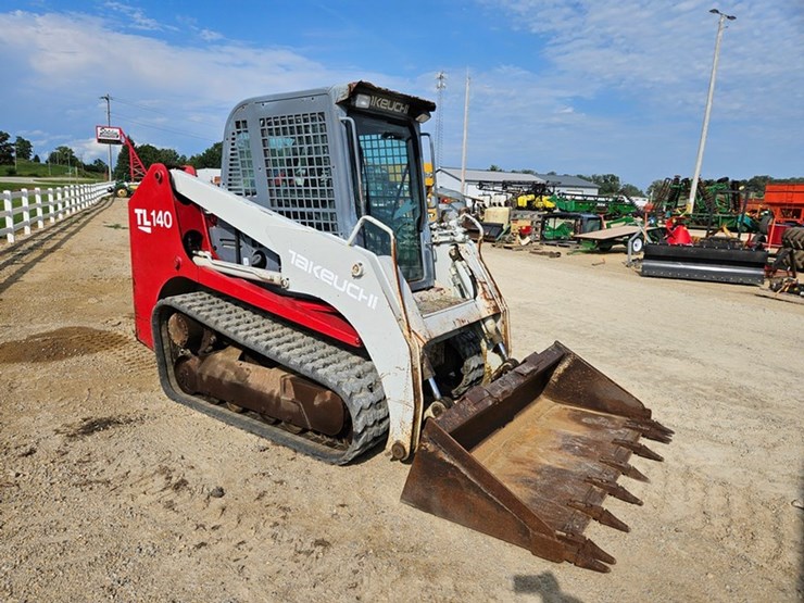 takeuchi-tl140-image-7