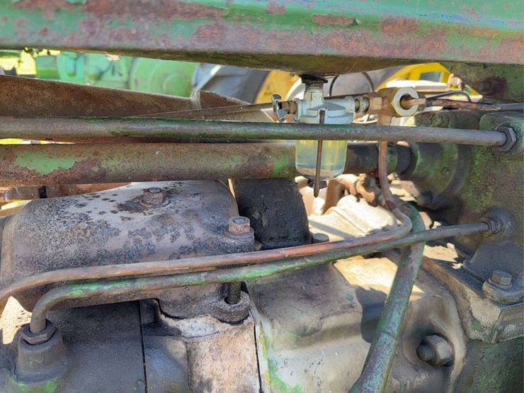 john-deere-b-image-37