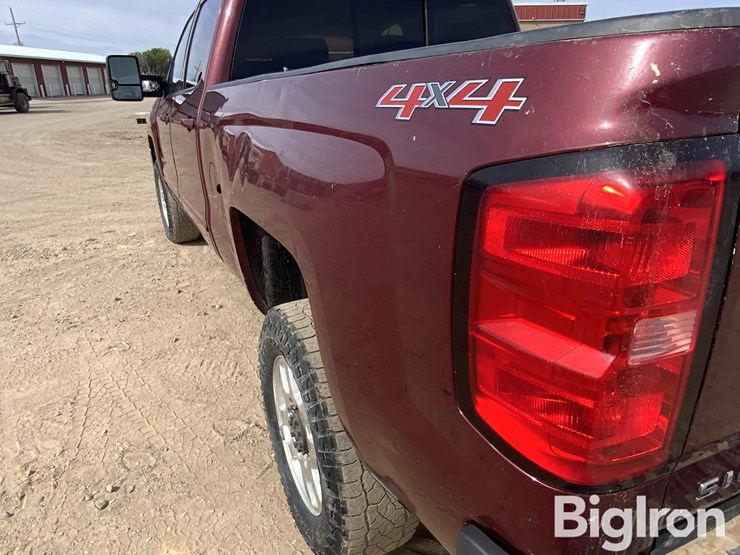 2015-chevrolet-silverado-2500-image-10