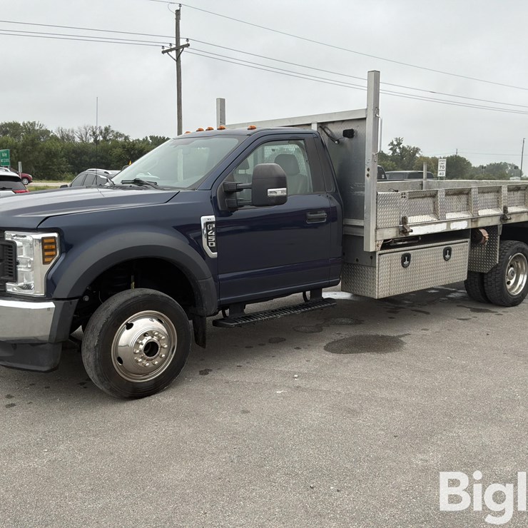 2019 FORD F450 XL