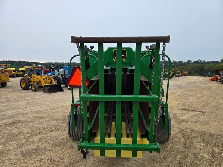 john-deere-100-image-5