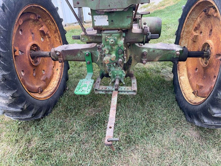 john-deere-b-image-37