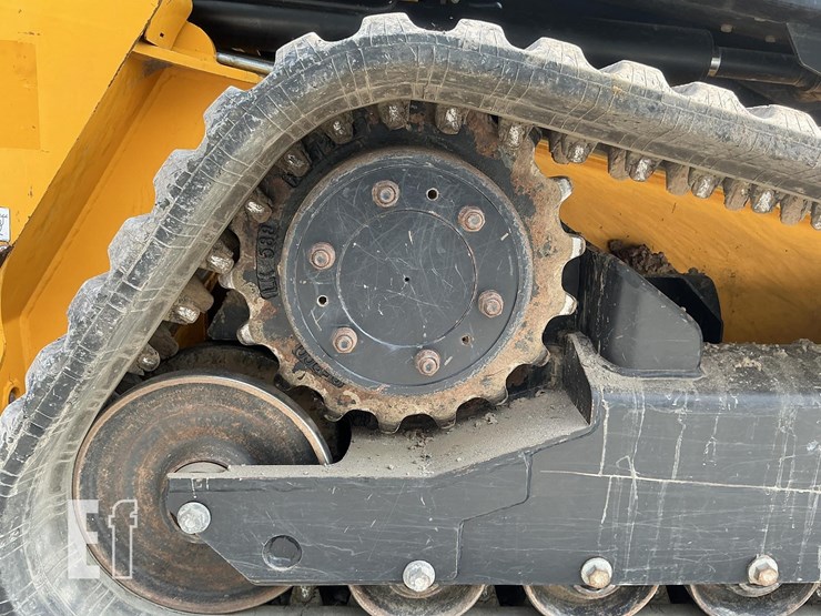 2021-jcb-3ts-8t-image-10
