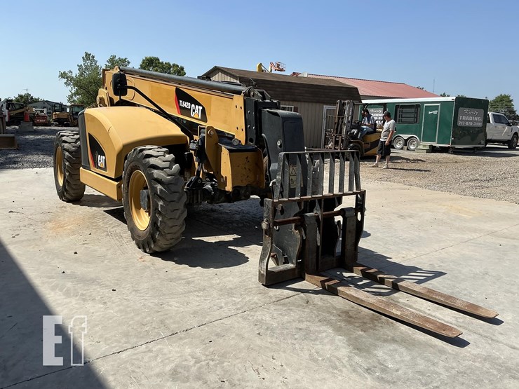 2016-caterpillar-tl642d-image-6