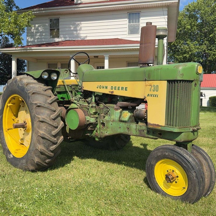 JOHN DEERE 730