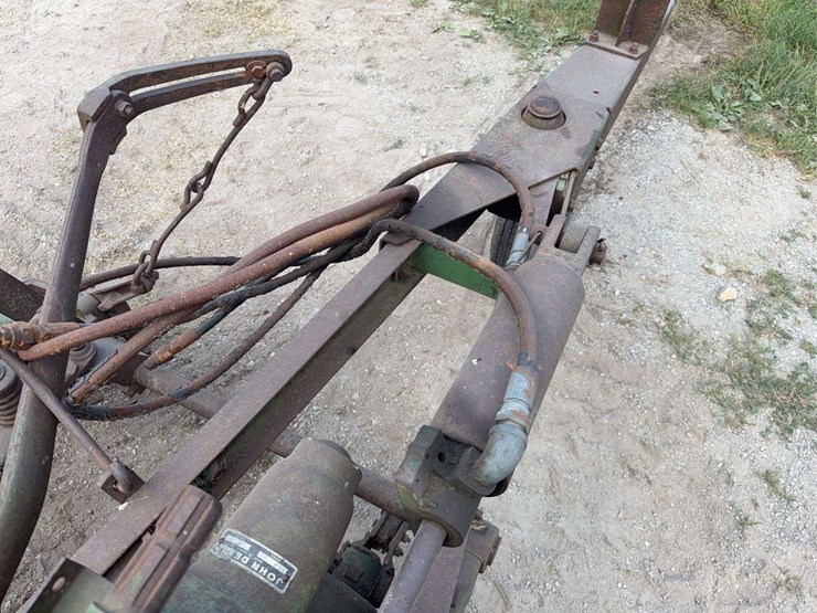 john-deere-3010-image-49