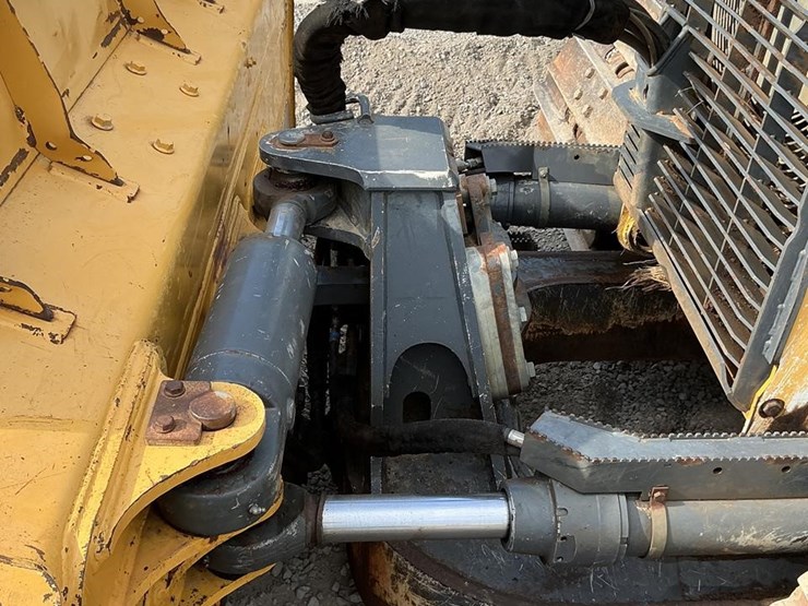 2019-deere-750k-lgp-image-10