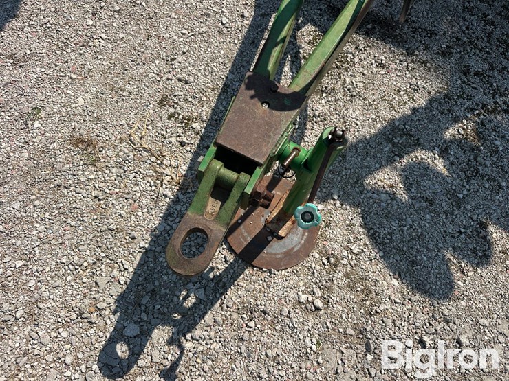 john-deere-630-image-9
