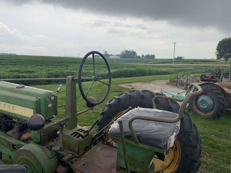 john-deere-b-image-32