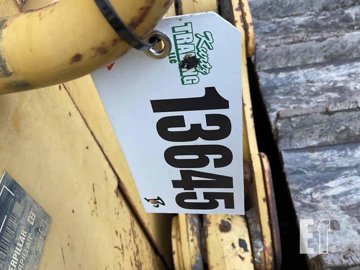 2010-caterpillar-d5k-lgp-image-19
