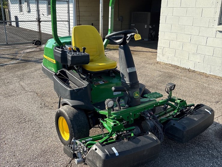 2022-john-deere-14-image-6