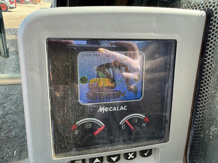 2019-mecalac-6mcr-image-21