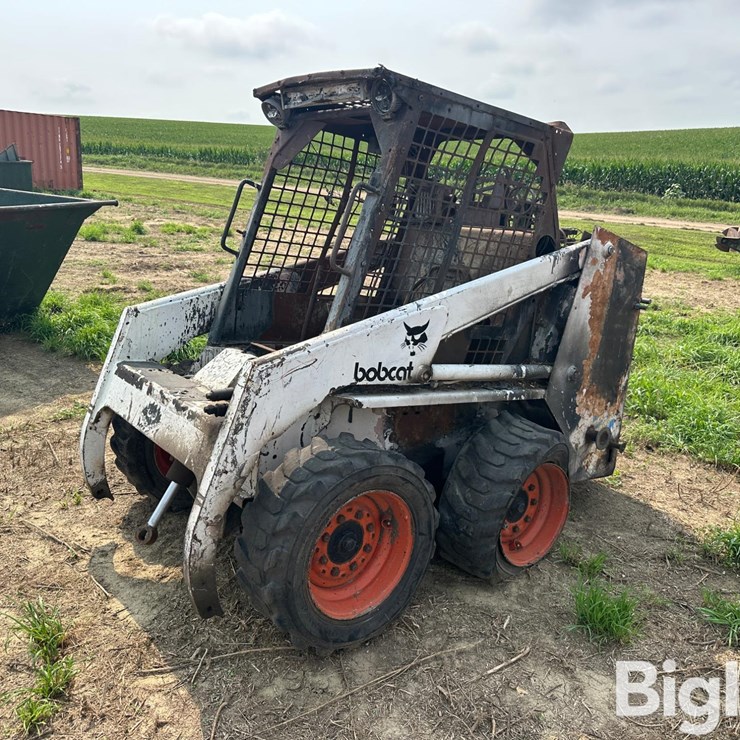 BOBCAT 743B