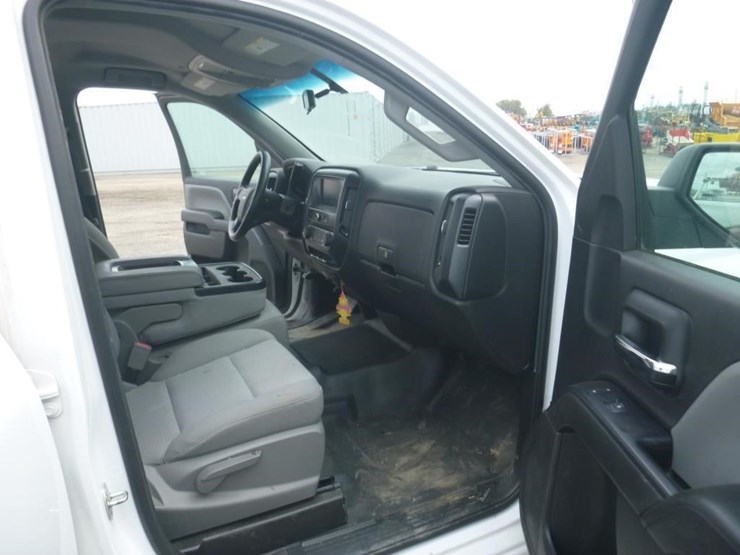 2019-chevrolet-1500-image-6