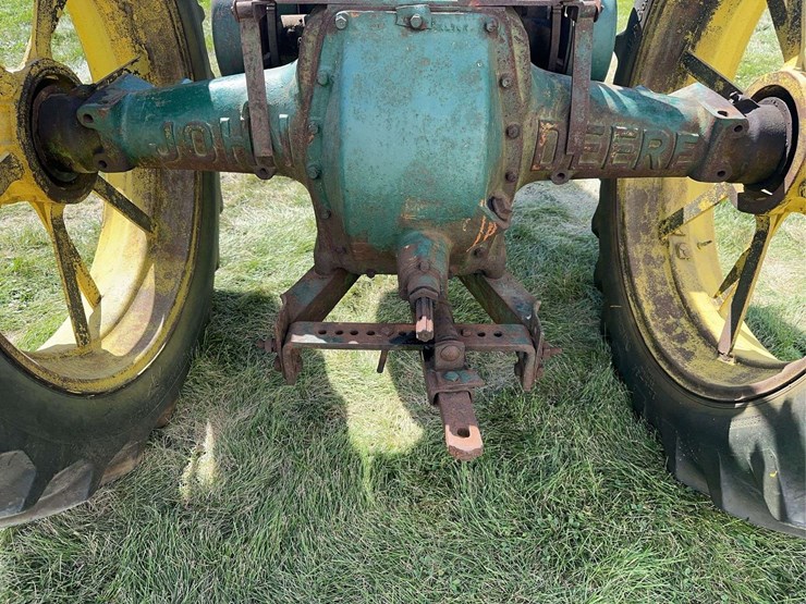 john-deere-a-image-14