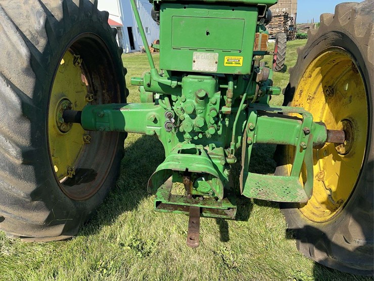 john-deere-70-image-18