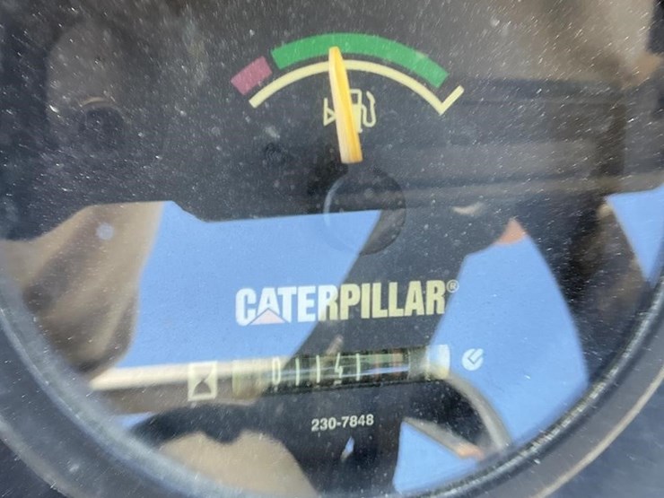 2010-caterpillar-cb34xw-image-12