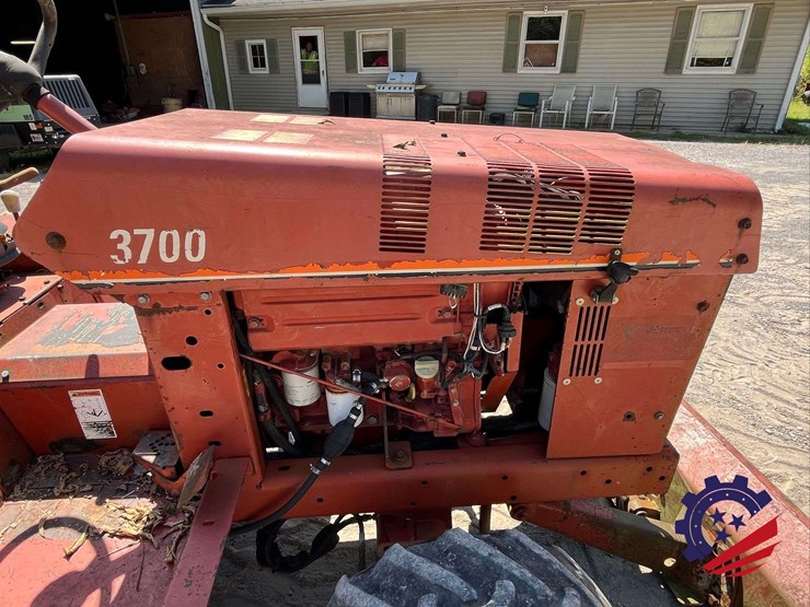 2001-ditch-witch-3700-image-22