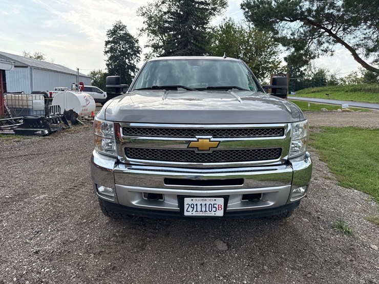 2013-chevrolet-silverado-1500-image-8