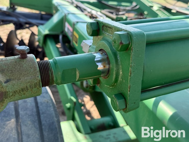 john-deere-637-image-14