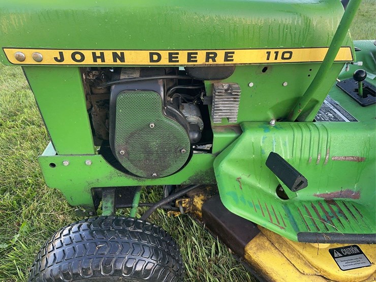 john-deere-110-image-10