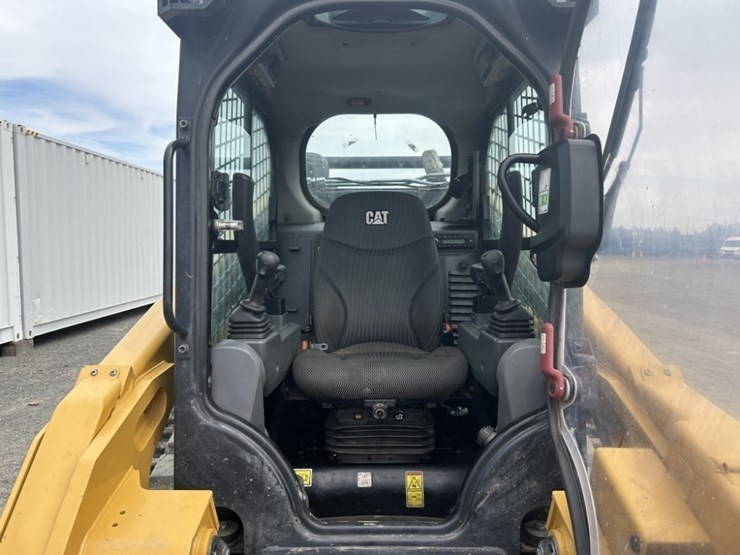 2023-caterpillar-299d3-xe-image-14