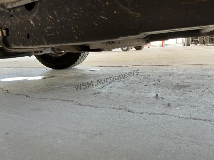 2021-ford-f150-image-24