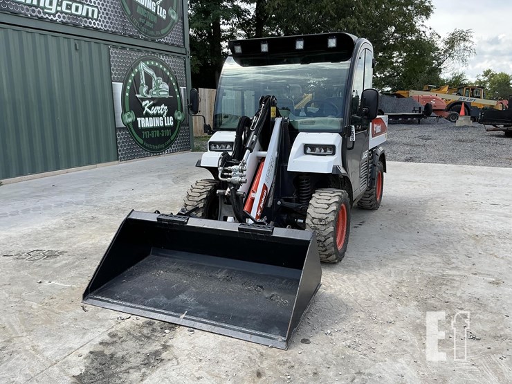 2022-bobcat-toolcat-uw56-image-8