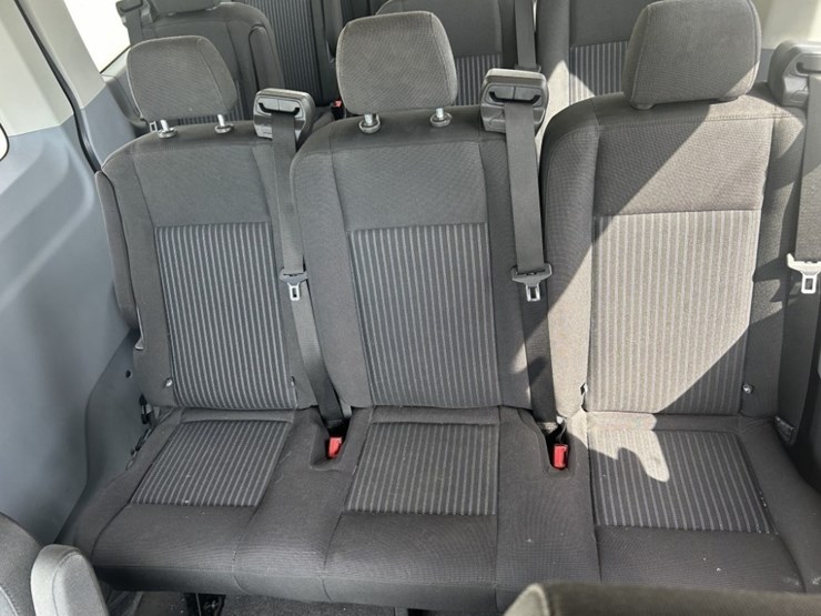 2017-ford-transit-image-25
