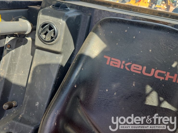 2018-takeuchi-tl12r2-image-22
