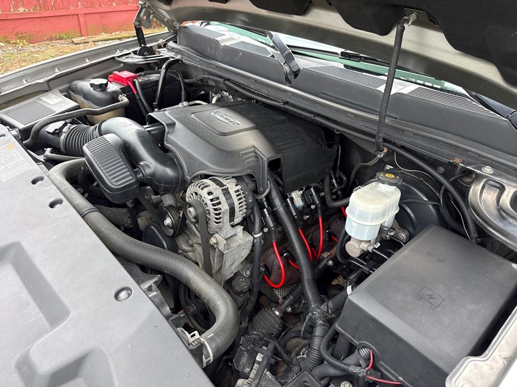 2013-chevrolet-silverado-1500-image-26