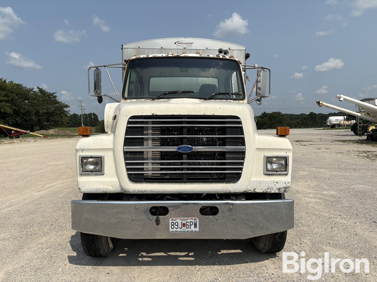 1995-ford-ln8000-image-2