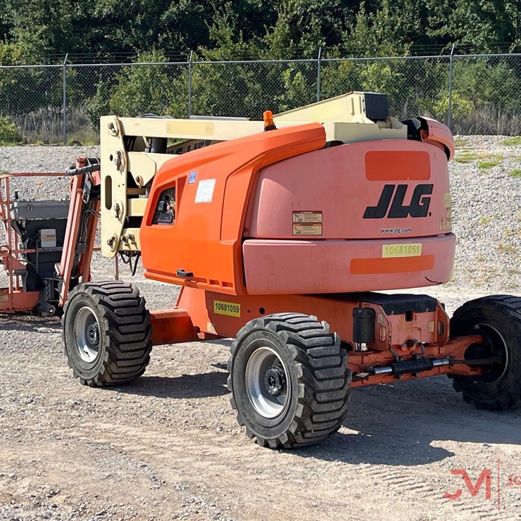 2018 JLG 450AJ