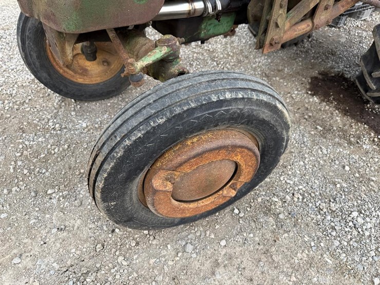john-deere-m-image-10