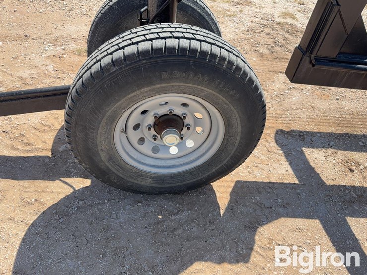 20'-header-trailer-image-16