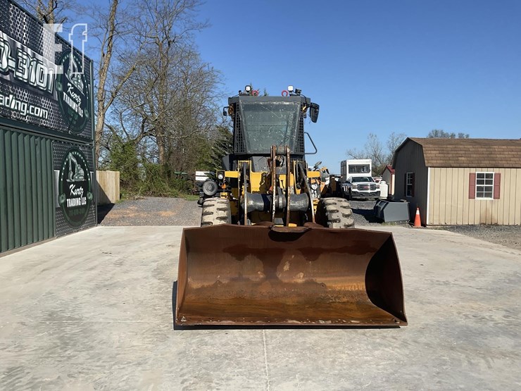 2021-deere-444-p-tier-image-7