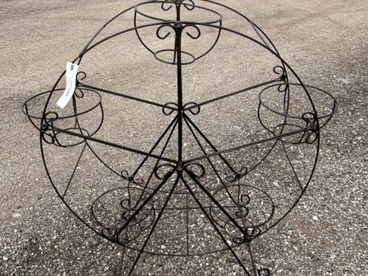 #149-•-metal-art---carrousel-5-flower-pot-holder-image-1