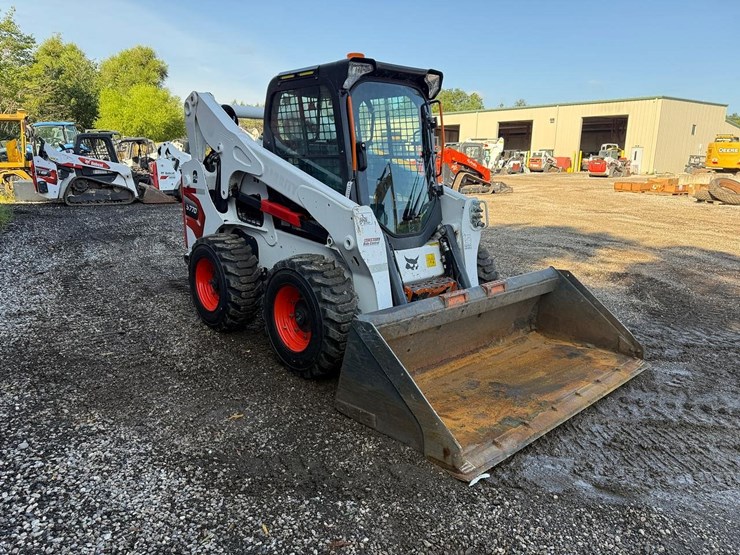 2024-bobcat-s770-image-6